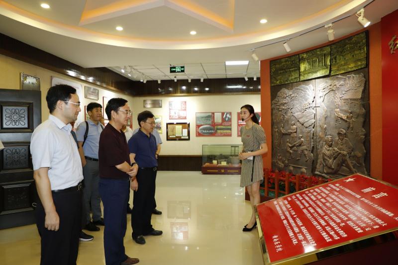 http://www.gmu.cn/__local/0/2B/27/2406FF08B6E987B70045A8C467D_29B3E874_6C31ED.jpg