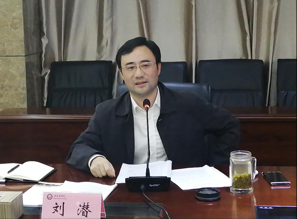 http://www.gmu.cn/__local/1/3D/74/8A59807EFB9B84E7565A835DF3C_2399ADD3_11AC0.png