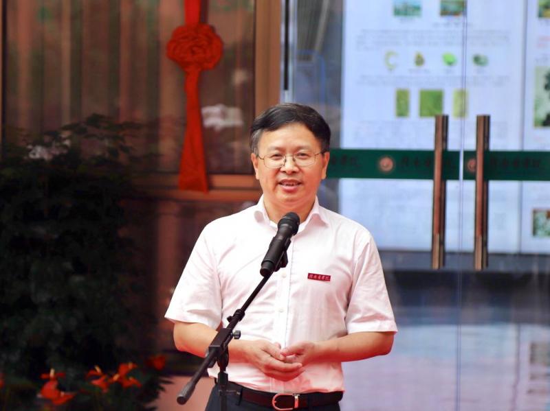 http://www.gmu.cn/__local/F/0D/25/122F376A535EE571B0B116D15B1_94E7B2B1_11096.jpg