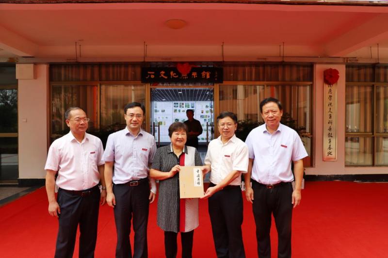 http://www.gmu.cn/__local/4/91/B3/50798048998A2A13720FCE7B331_A76F49DD_14CA0.jpg