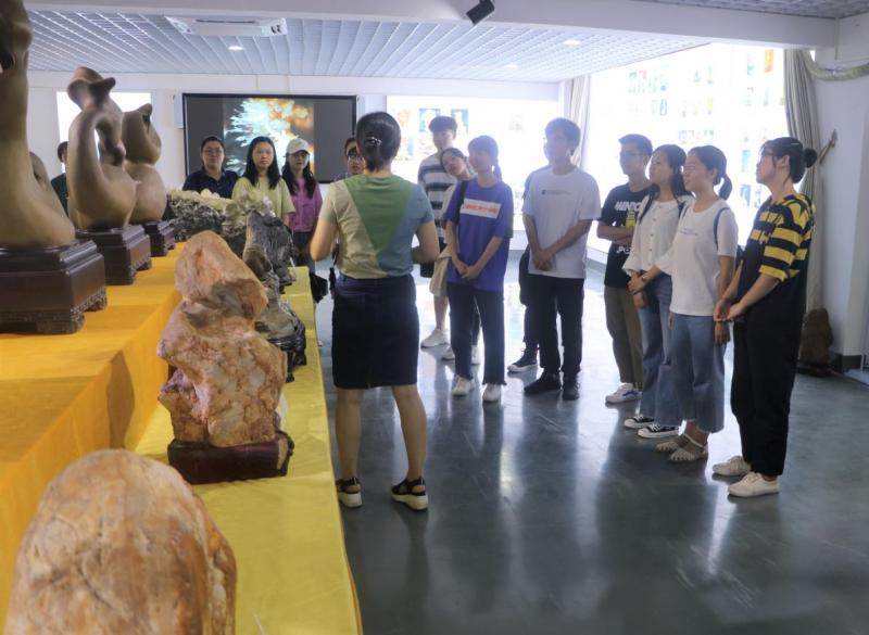 http://www.gmu.cn/__local/2/BB/21/5F6ECA532A58828984866A3B271_591B72BF_1D0B4.jpg