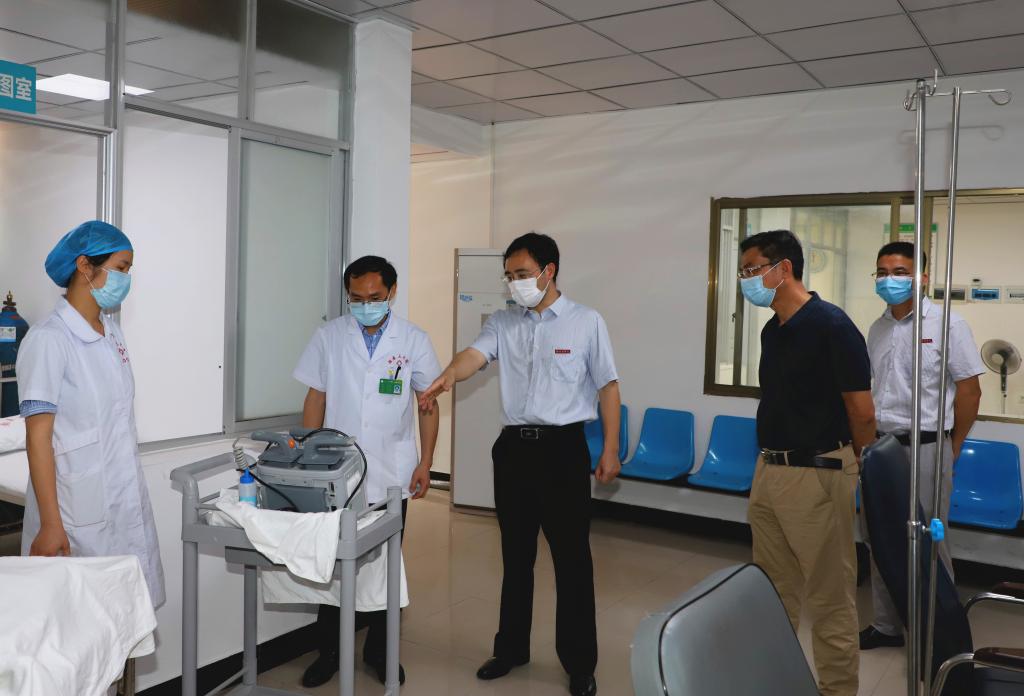 http://www.gmu.cn/__local/7/1E/F1/DB92B9E58BFC0C3A926167E3576_B69F6004_12308.png