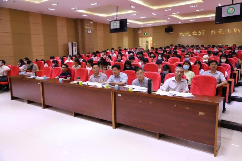 http://www.gmu.cn/__local/8/BD/86/F94D69F38115223F5F9C9CAE2AD_BAE793FD_1538A.jpg