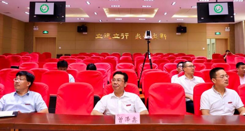 http://www.gmu.cn/__local/2/CF/79/532BAA23EDE624FC8429A1FB176_E71CA464_1339F.jpg
