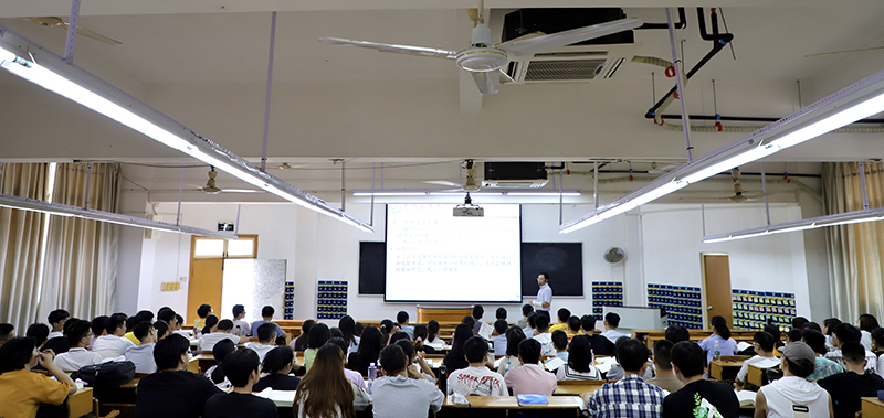 http://www.gmu.cn/__local/C/F2/4A/877F441D3D43FDDA0F07C92A170_ECEA69EF_46EC6.jpg