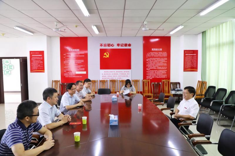 http://www.gmu.cn/__local/0/FB/0A/345A0E03BE167CC3F1D11EC7B79_B3256B28_1FB31.jpg