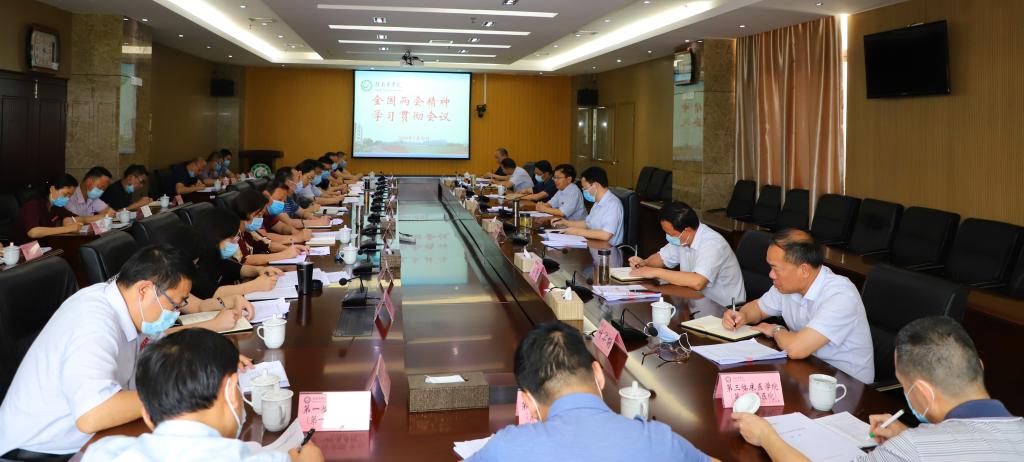 http://www.gmu.cn/__local/D/CB/C0/3D44A2EE6270BB8375D6E90B398_6D300126_12993.png